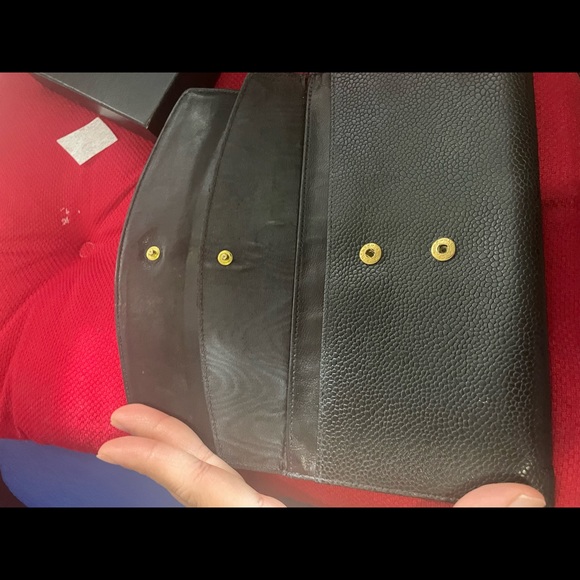 Chanel - Picture 3 of 6